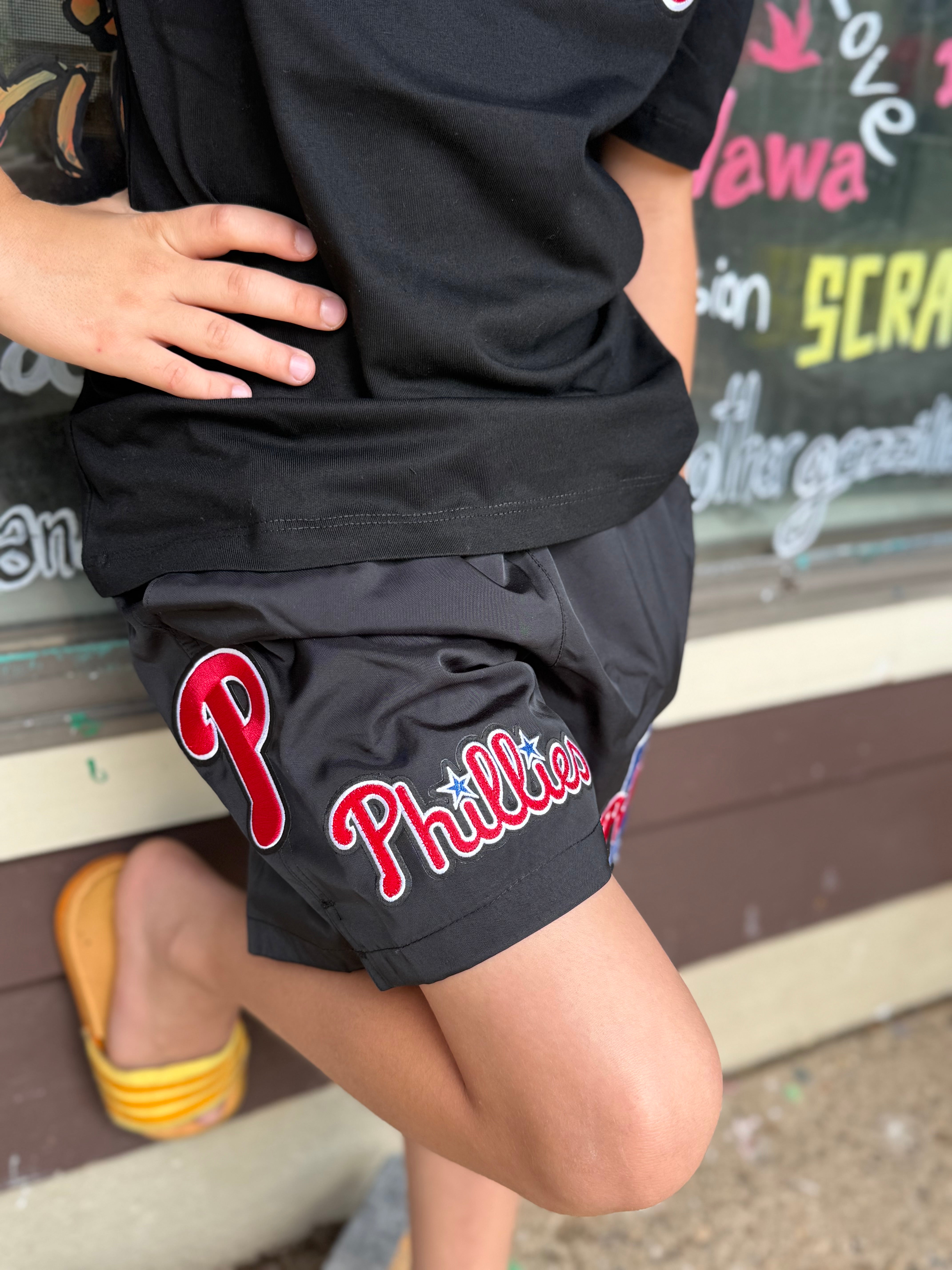 Kids Phillies Tackle Twill Shorts