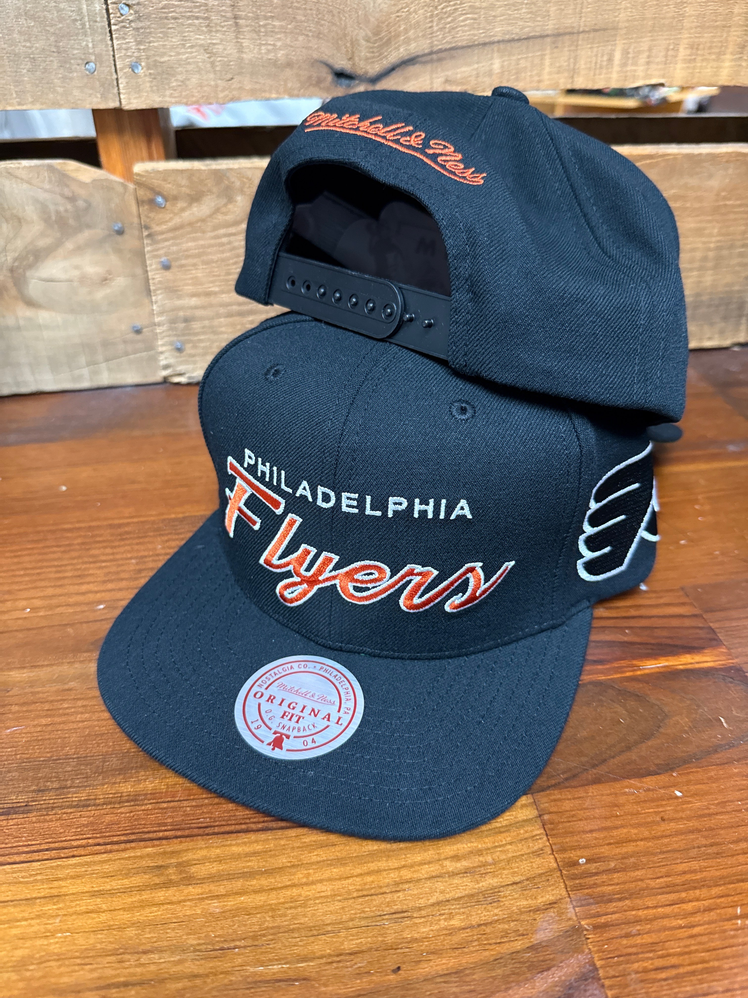 Philadelphia Flyers Vintage Script Snapback Hat