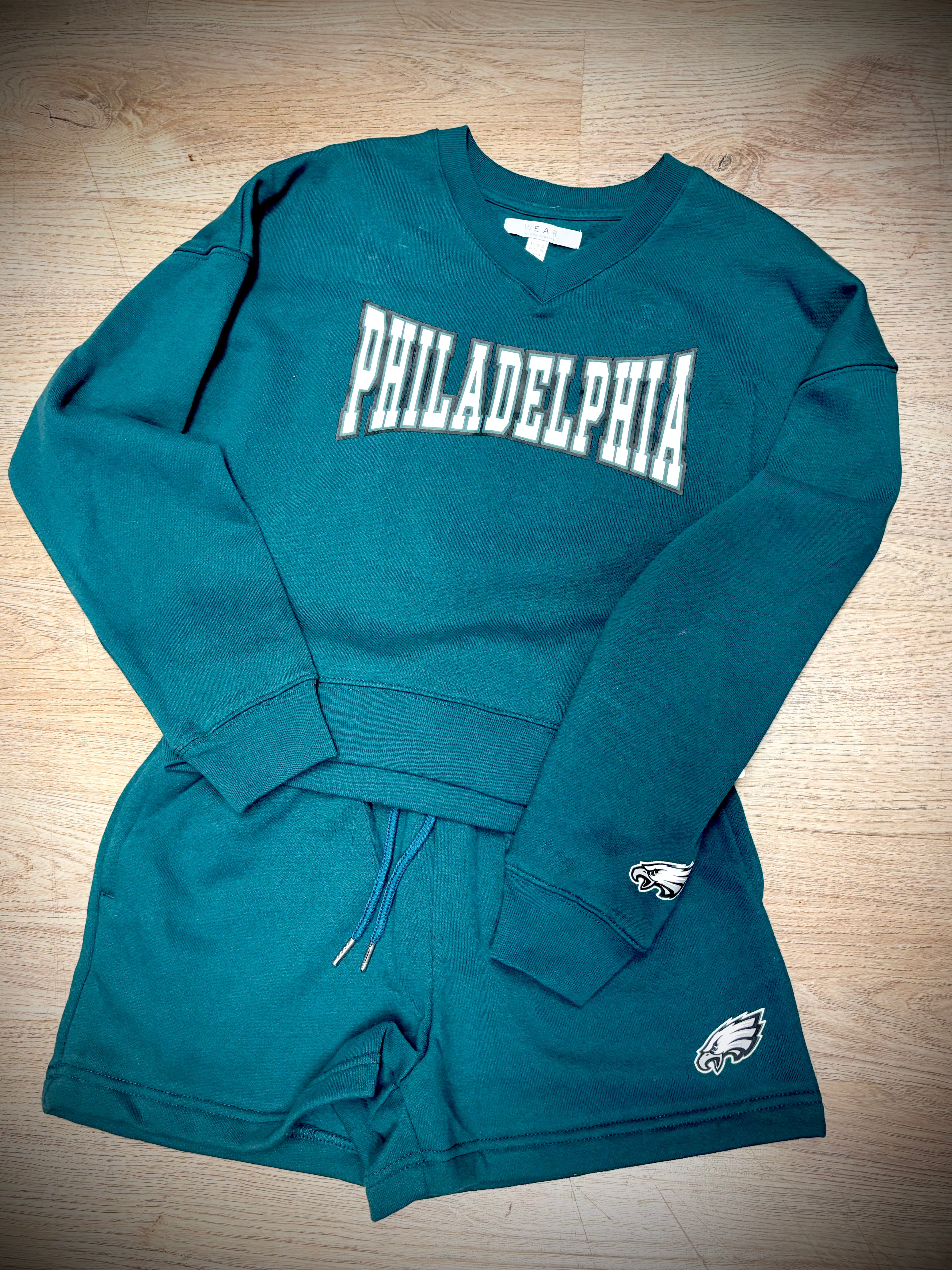 Girls Eagles Red Zone V-Neck Fleece Set