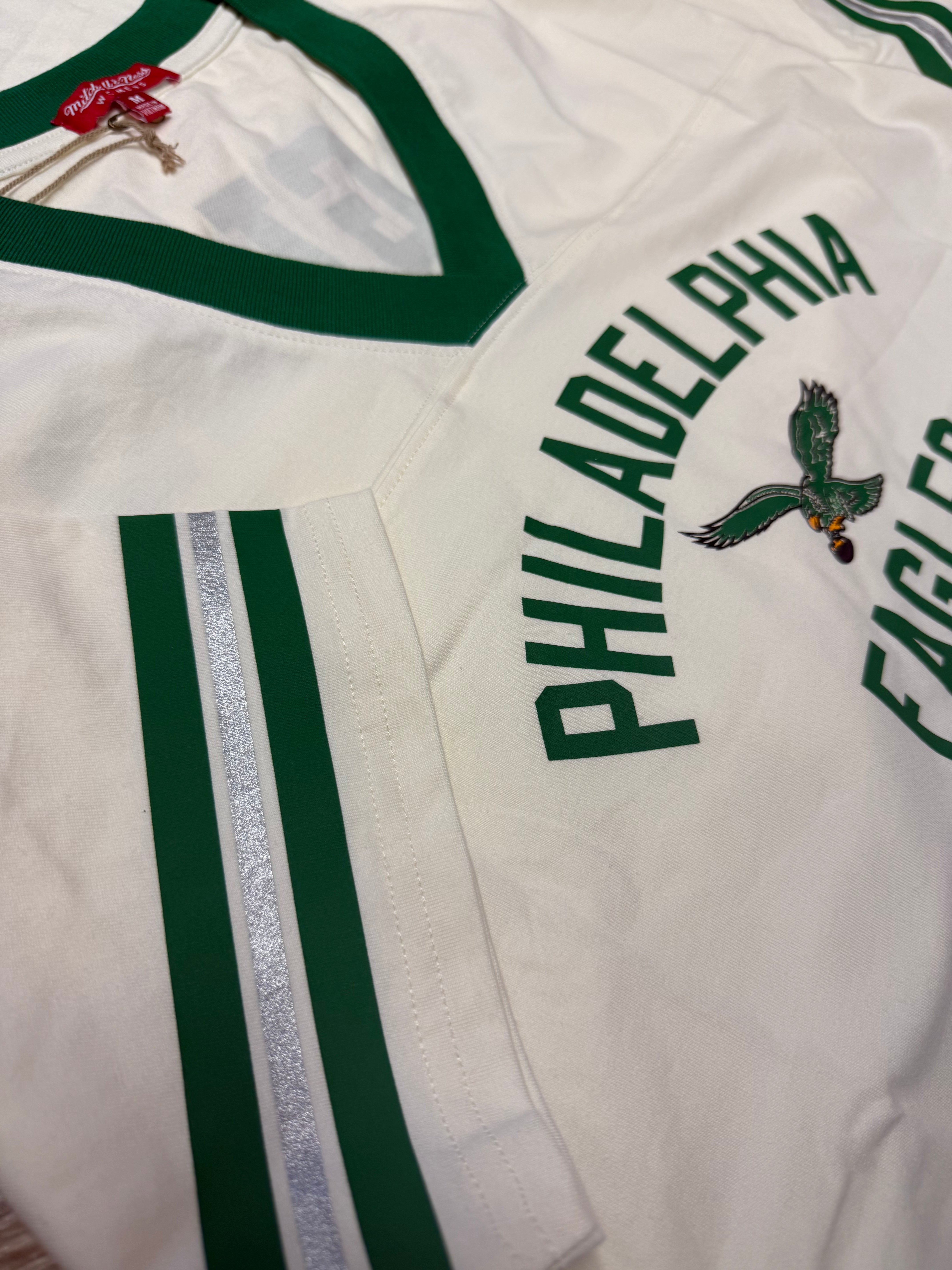 Ladies Eagles Retro Roots Crop Boxy Yoke Tee