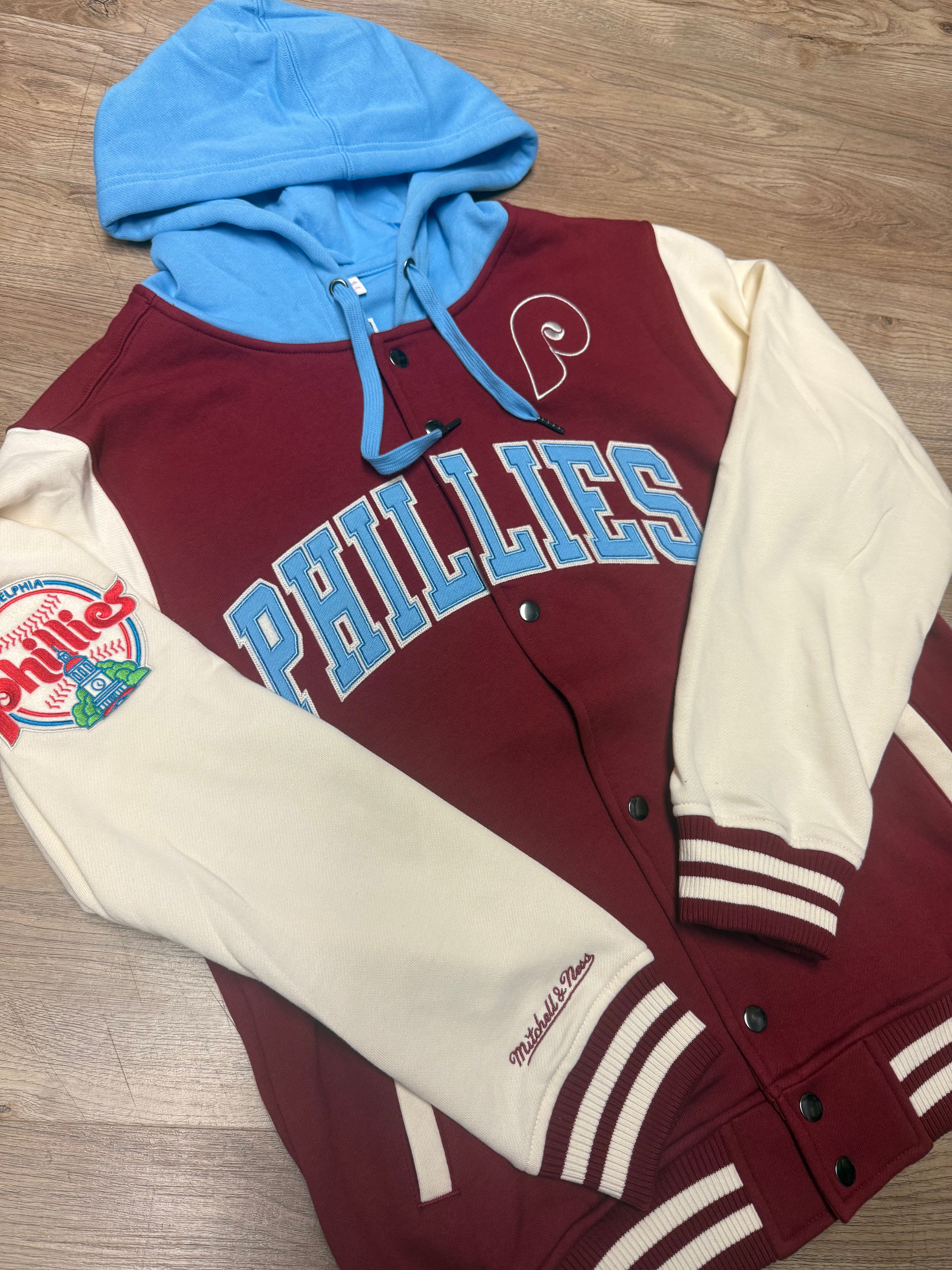 Philadelphia Phillies Throwback Courtside Fleece Button Front Jacket