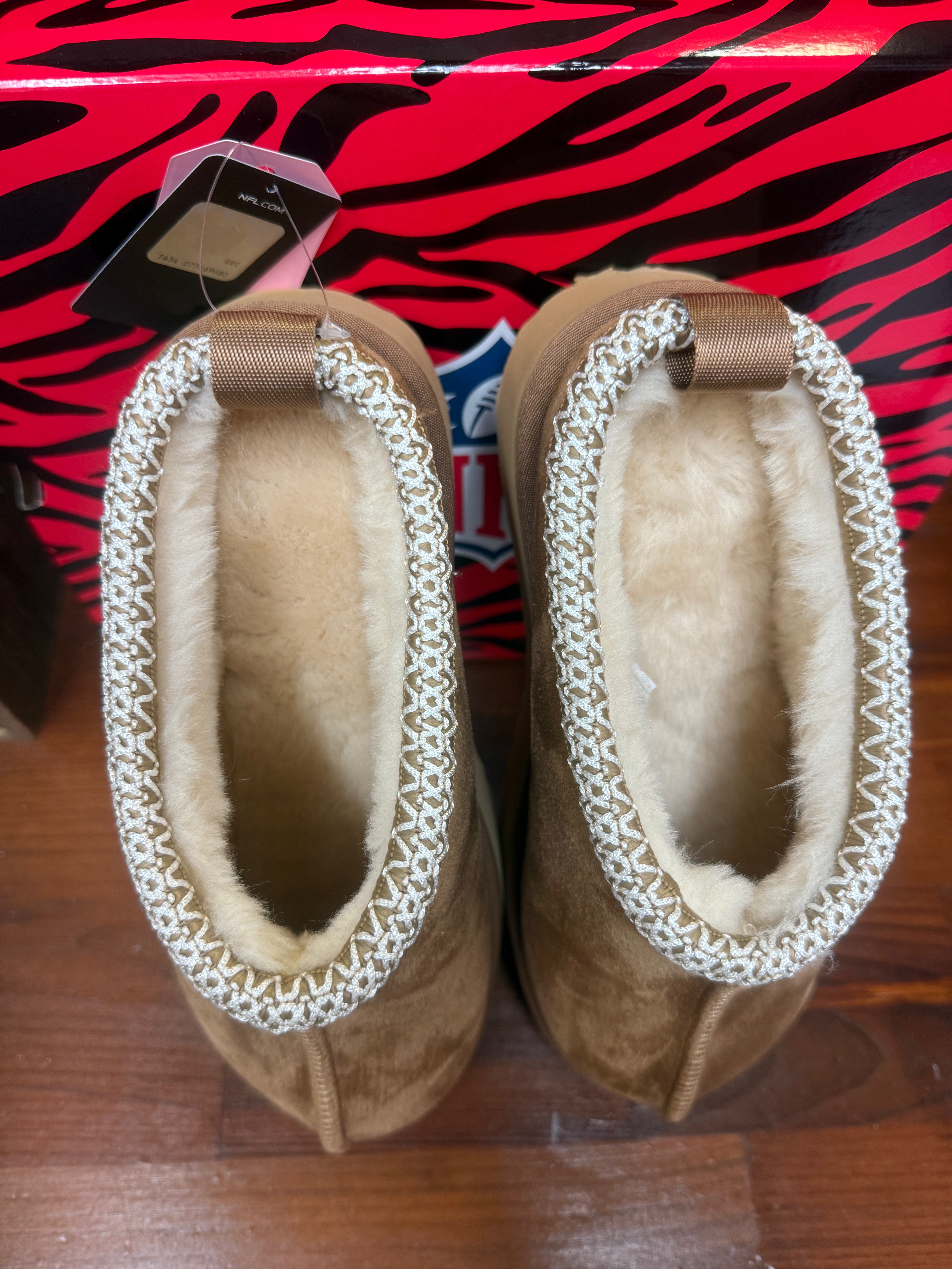 Ladies Eagles Slipper Boot Bling Bird