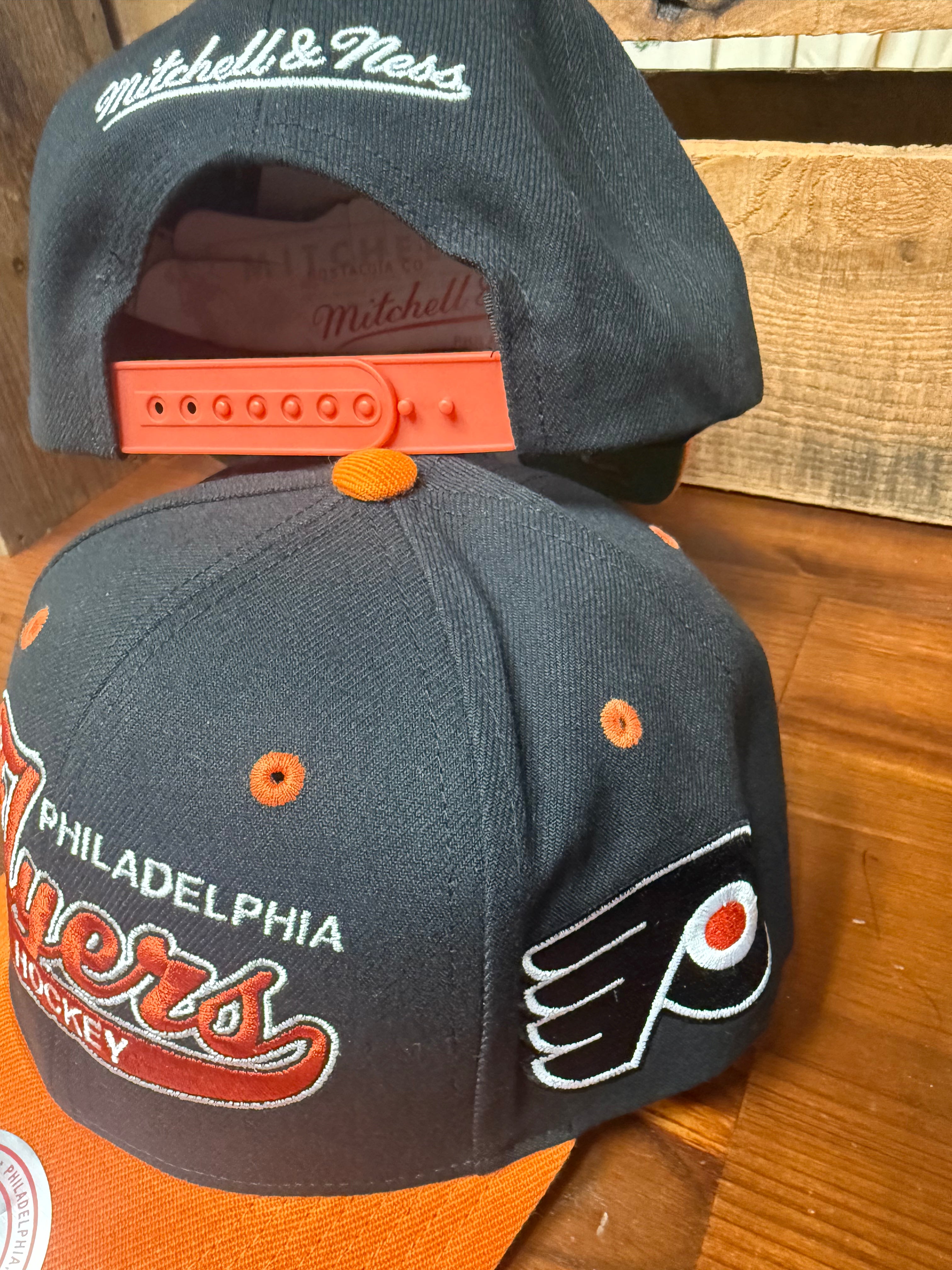 Flyers Throwback Tailsweep 2.0 Snapback Hat