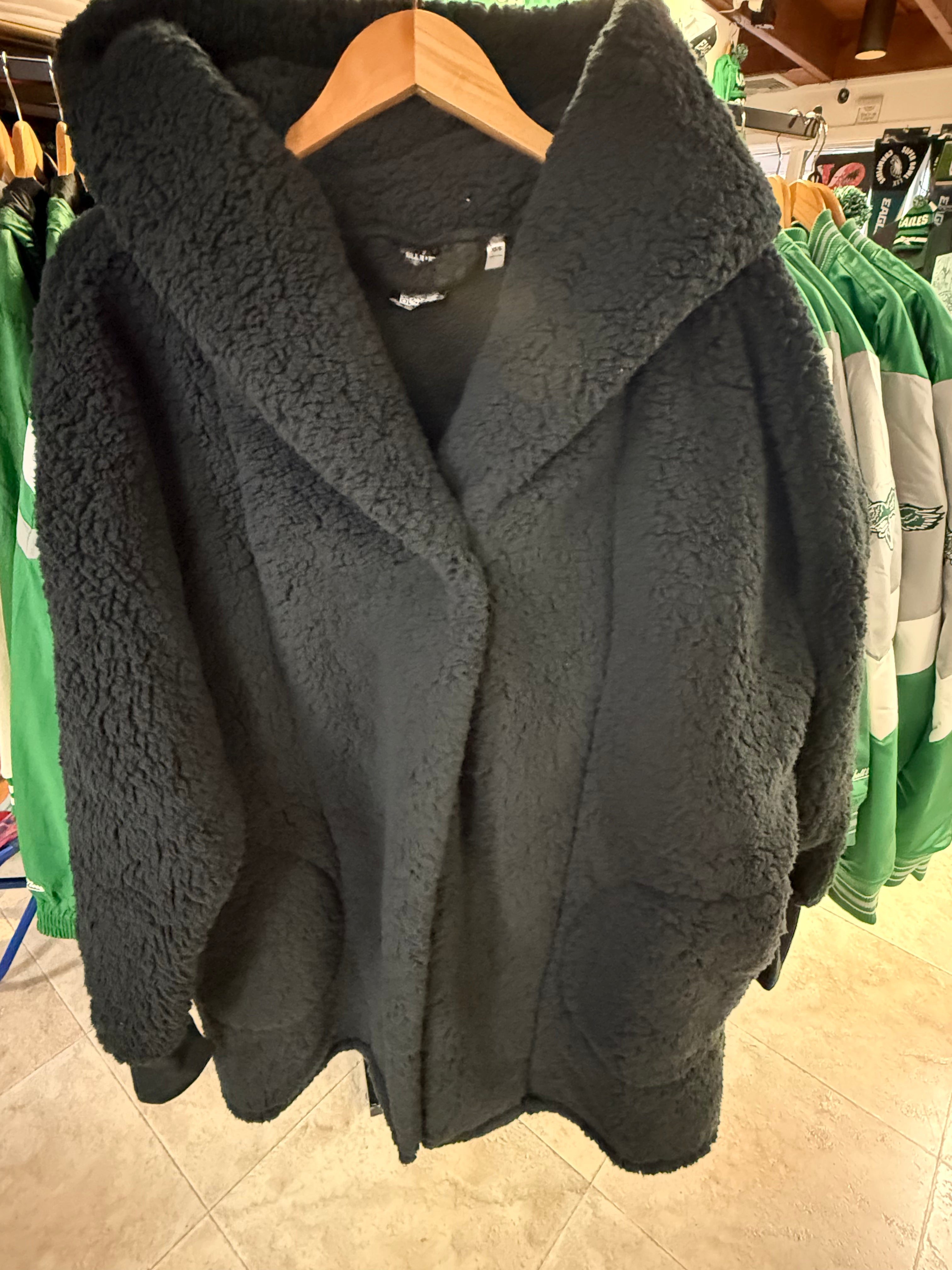 Philadelphia Eagles Throwback Sherpa Fleece Lounger Sequin Jacket