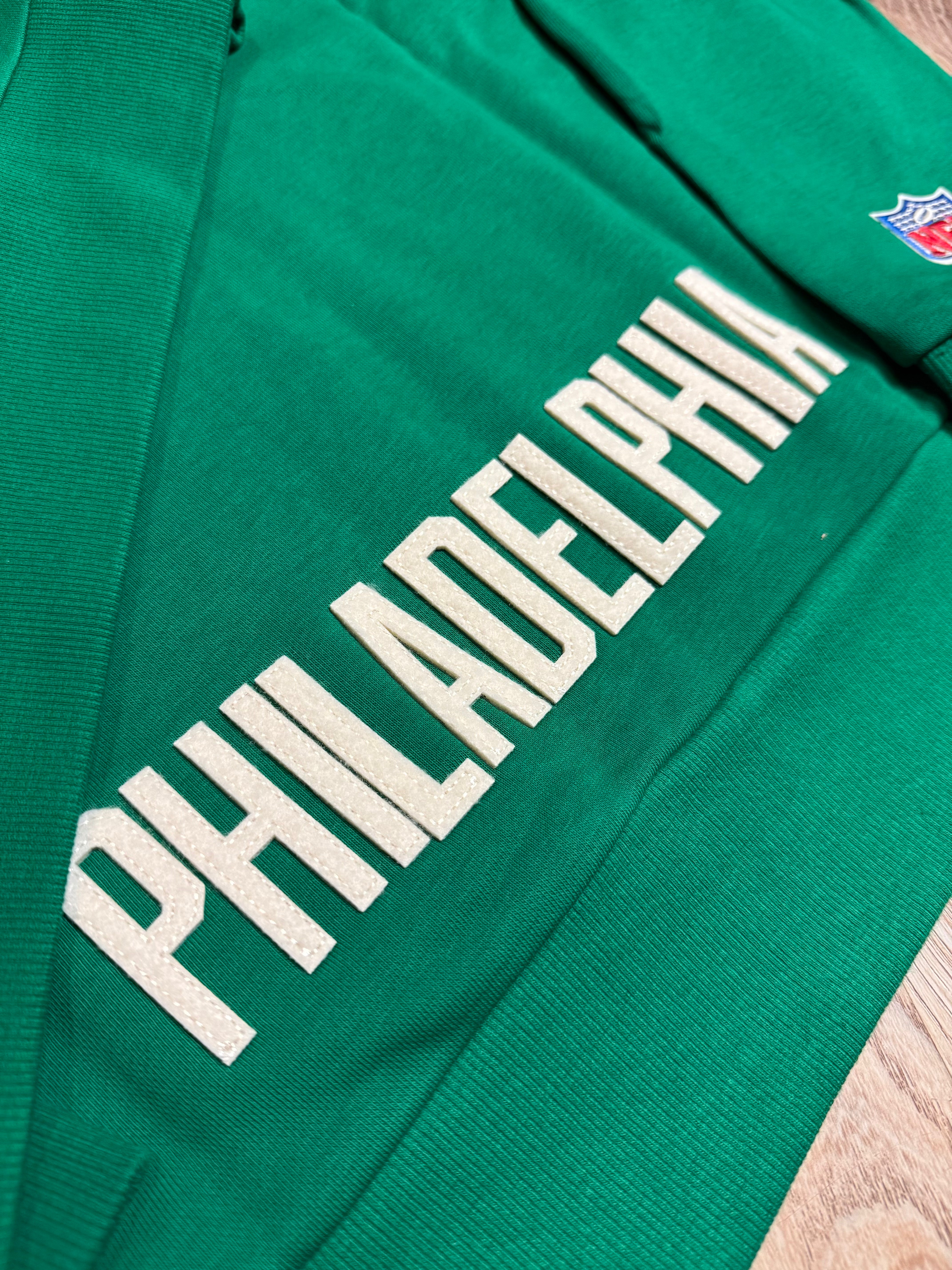 Eagles Ladies Throwback Embroidered Crew