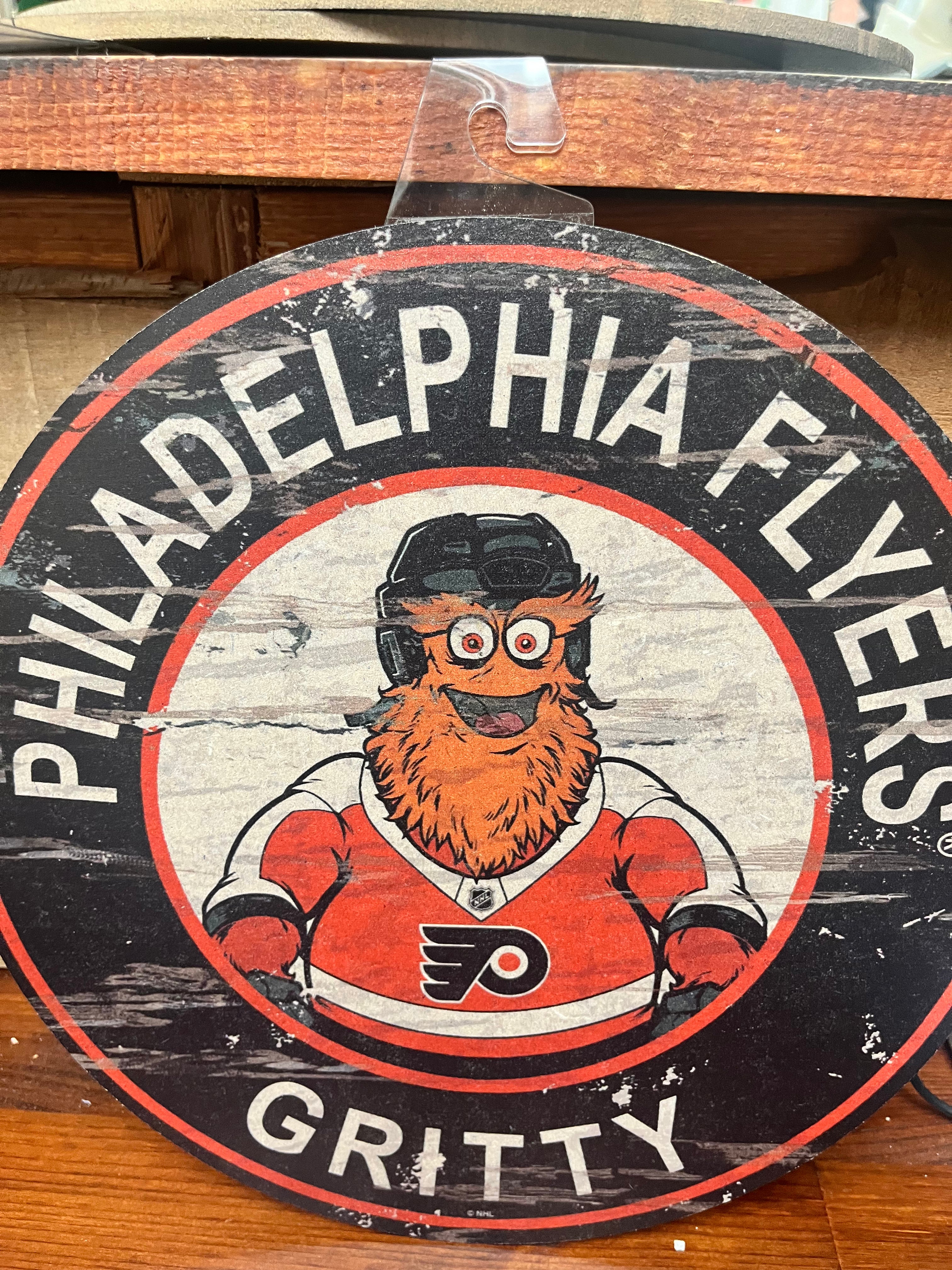 Gritty Wood sign