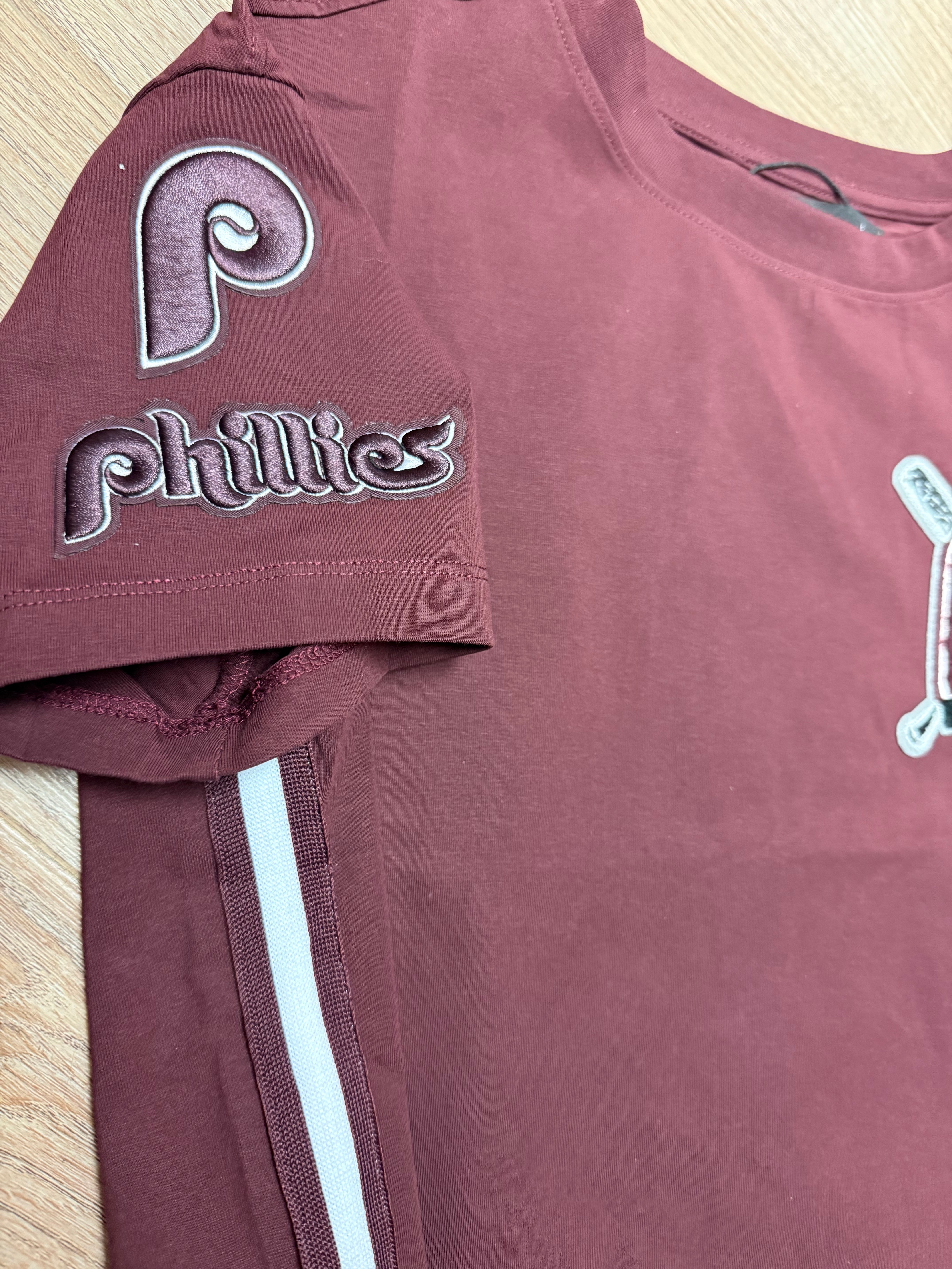Ladies Phillies Throwback Embroidered Crop Tee