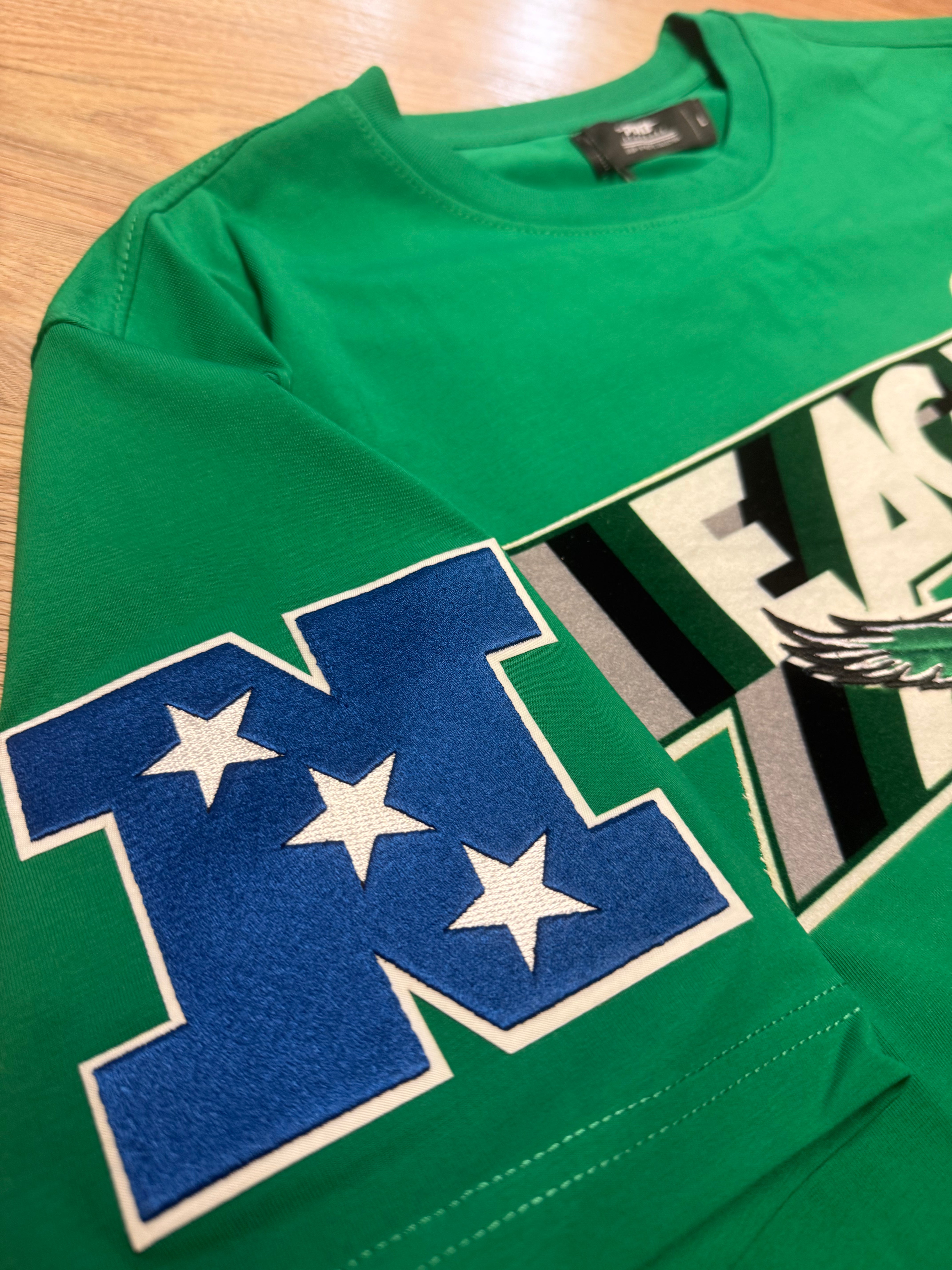 Philadelphia Eagles Throwback Kelly Green Felt Print Tee
